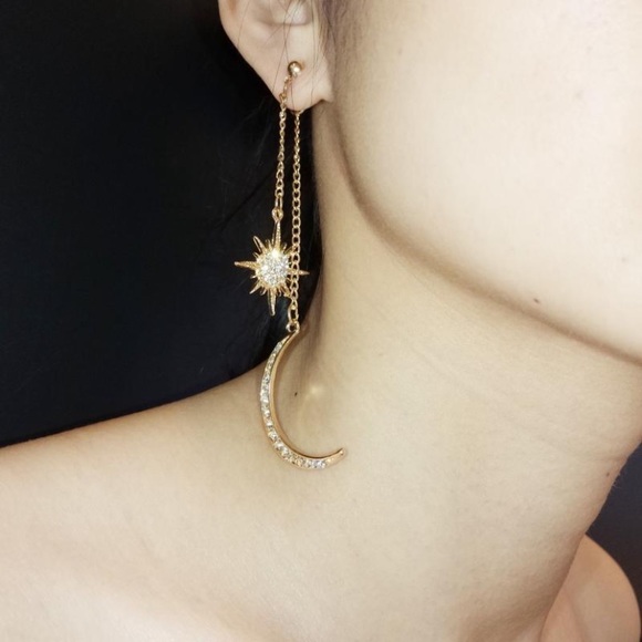 Myth X Dream Jewelry - 🌛Moon and Star Dangle Earrings